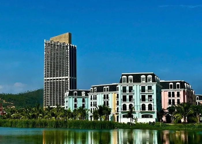 23f Icon40 Signature Corner Lo Goc 2pn View Vinh Bay, Ho Nhac Nuoc Halo Bay Show & Marina Hill Ha Long