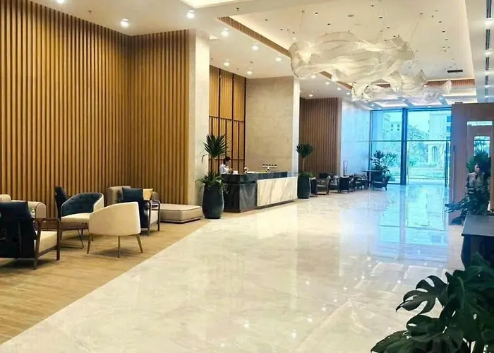 23f Icon40 Signature Corner Lo Goc 2pn View Vinh Bay, Ho Nhac Nuoc Halo Bay Show & Marina Hill Apartment *