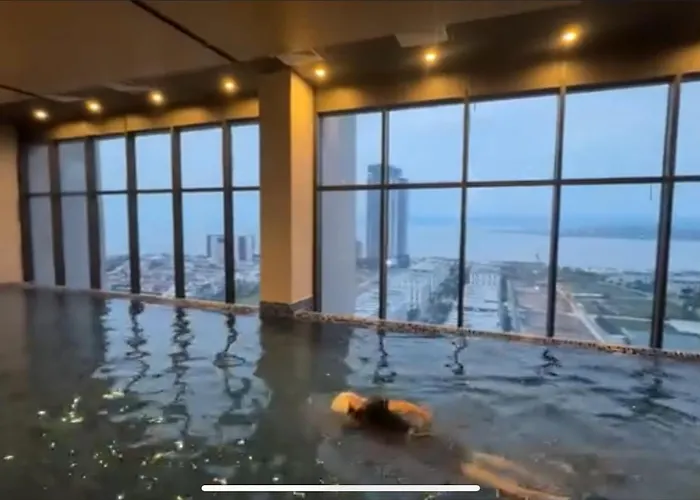 23f Icon40 Signature Corner Lo Goc 2pn View Vinh Bay, Ho Nhac Nuoc Halo Bay Show & Marina Hill * Ha Long