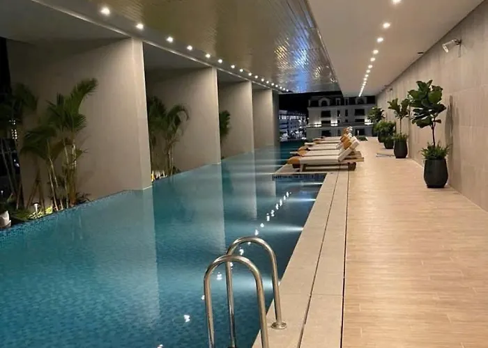 23f Icon40 Signature Corner Lo Goc 2pn View Vinh Bay, Ho Nhac Nuoc Halo Bay Show & Marina Hill Apartment Ha Long